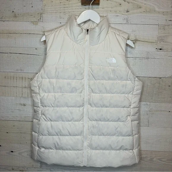 The North Face Women’s Aconcagua 3 Vest
Color: White Dune - Picture 5 of 16